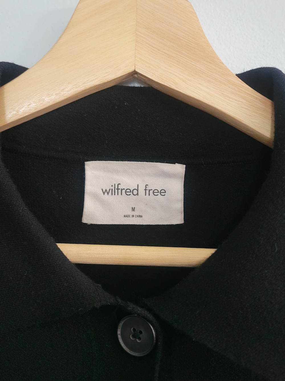 ARITZIA Wilfred Free Ronnie Sweater Sz M Button-Front Minimalist Quiet Luxury - Picture 7 of 14